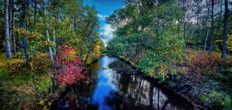 Castle Rock Petenwell Lakes Waterway